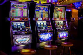 Fitur Free Spins dalam permainan Hacksaw Gaming
